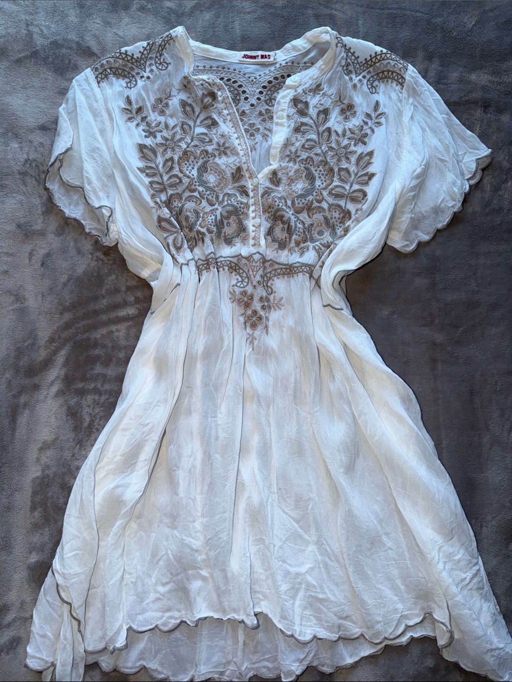 Johnny Was boho White Mini Dress/ blouse with Taupe Floral Embroidery